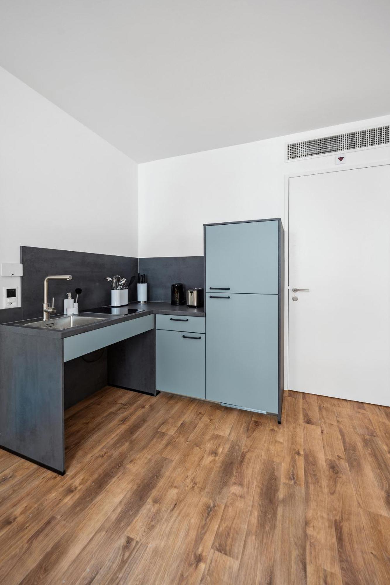 Limehome Basel Muenzgasse חדר תמונה